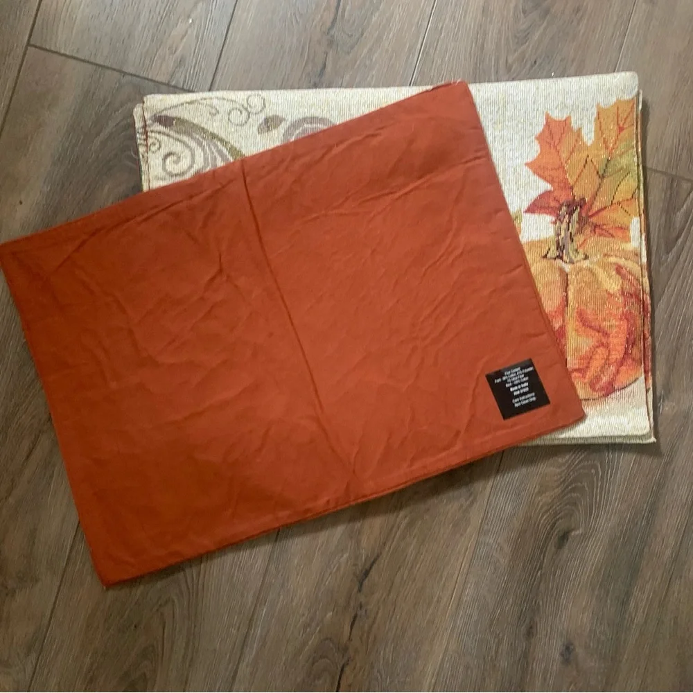 4 Fall Thanksgiving Harvest Placemats - Orange  Leaves with gold fleck